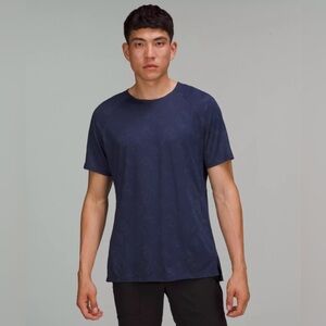 NWT Lululemon Textured Training Short Sleeve Shirt Mens XXL Night Sea Blue Hail
